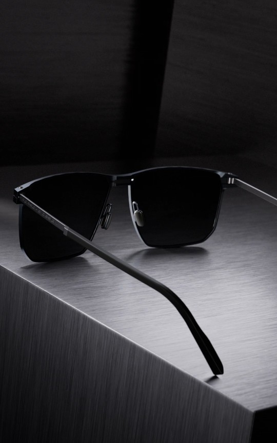 PORSCHE DESIGN - Splitline - Still 6